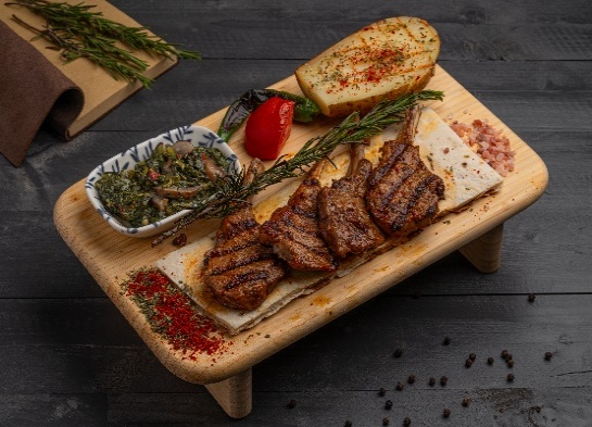 شرائح لحم الضأن المشوية